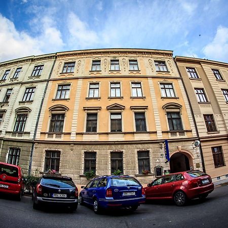 Hotel Pyramida Brno Extérieur photo