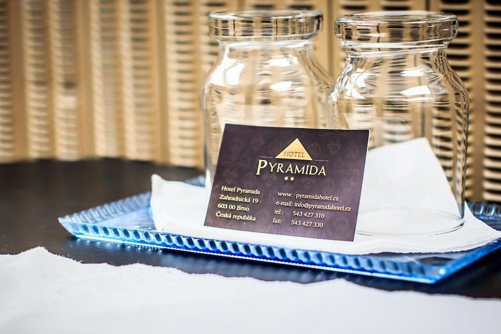 Hotel Pyramida Brno Extérieur photo