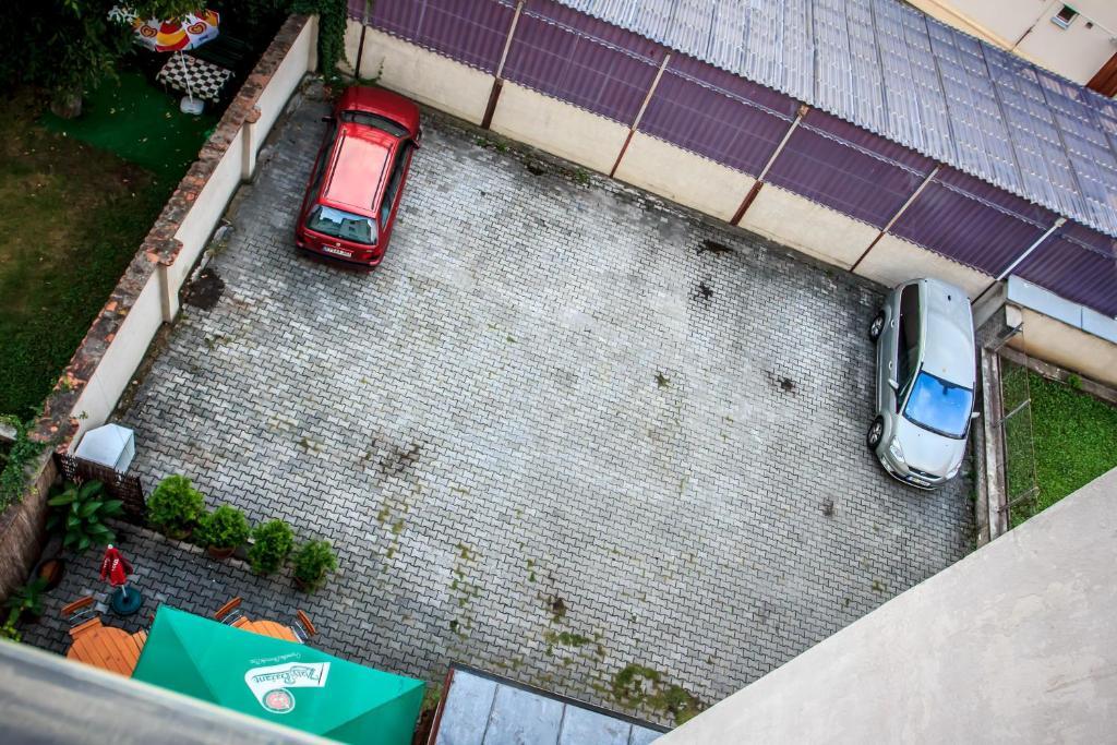 Hotel Pyramida Brno Extérieur photo